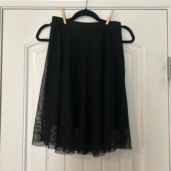 asos women black skirt. Size XS - Picture 2 of 7